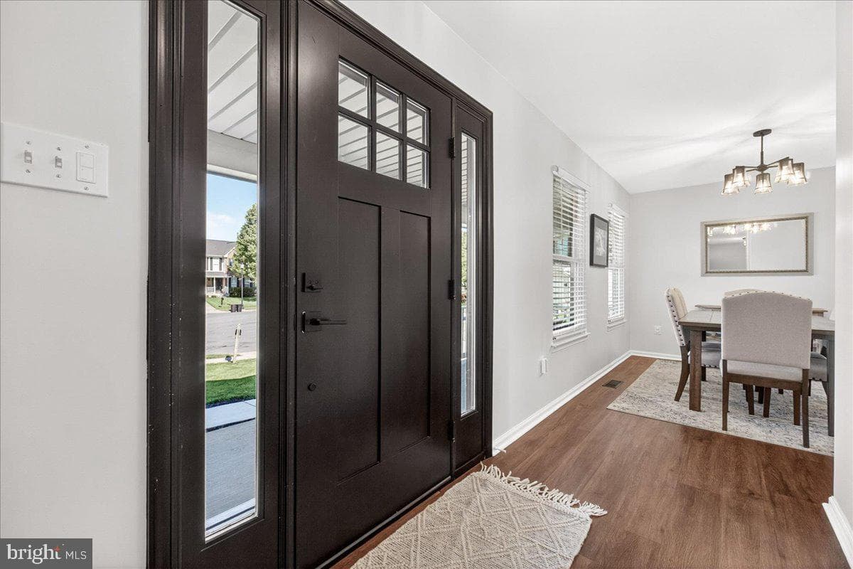98 Pleasonton Court photo 7