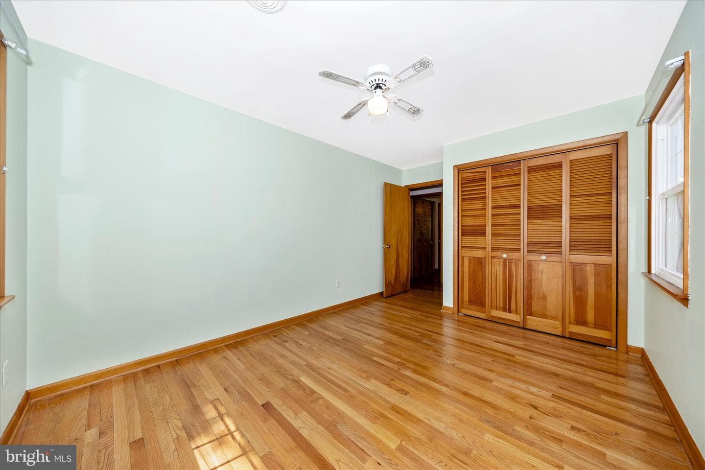 5411 Jefferson Boulevard photo 24