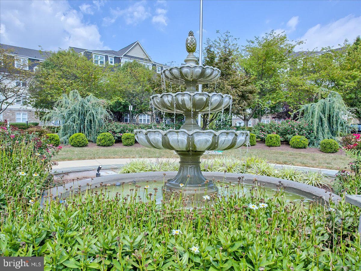 2500 Waterside Drive #103 photo 43