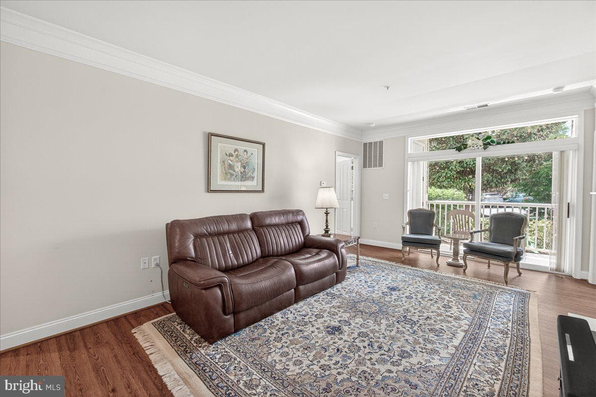 2500 Waterside Drive #103 photo 6