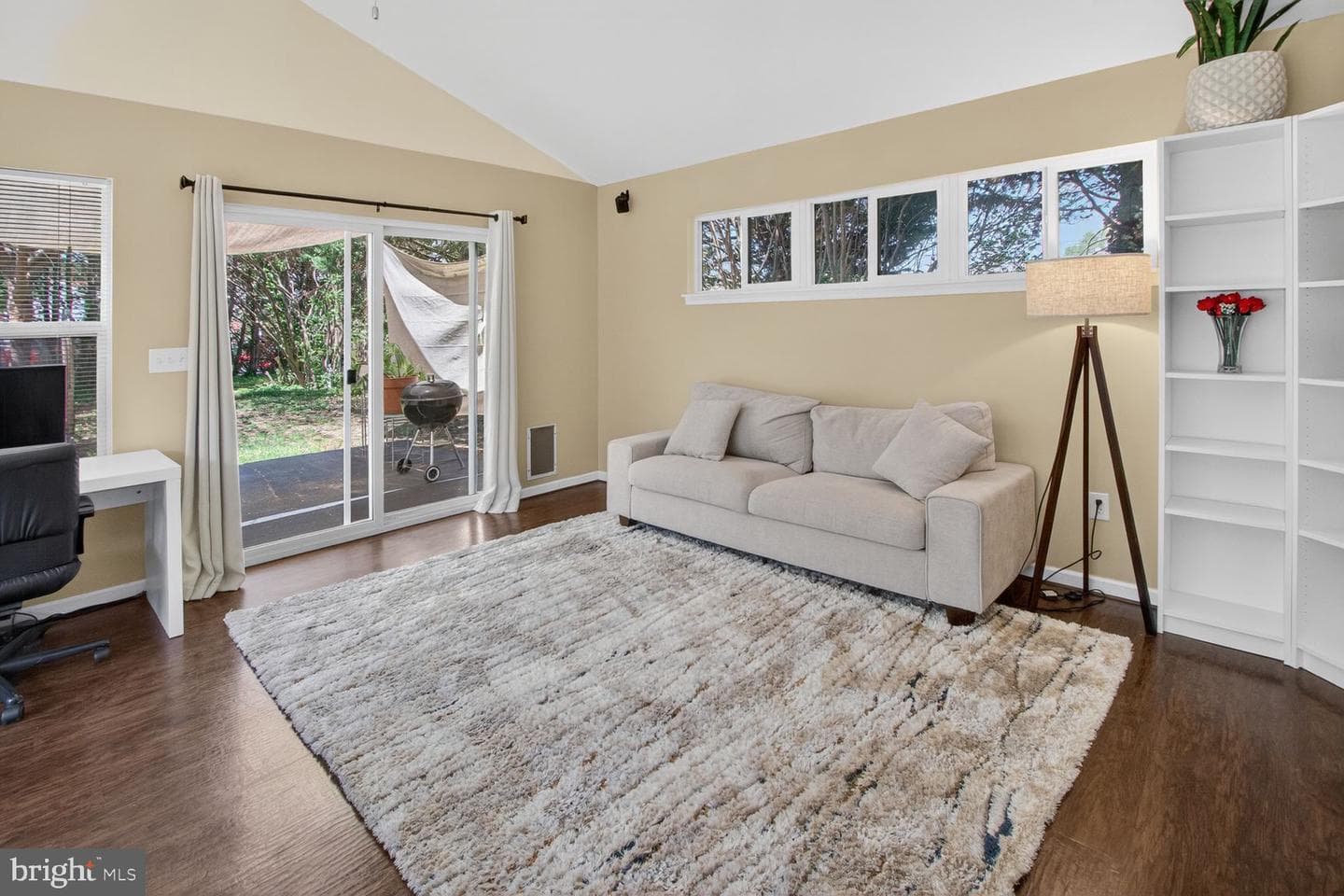 613 Charles Street photo 14