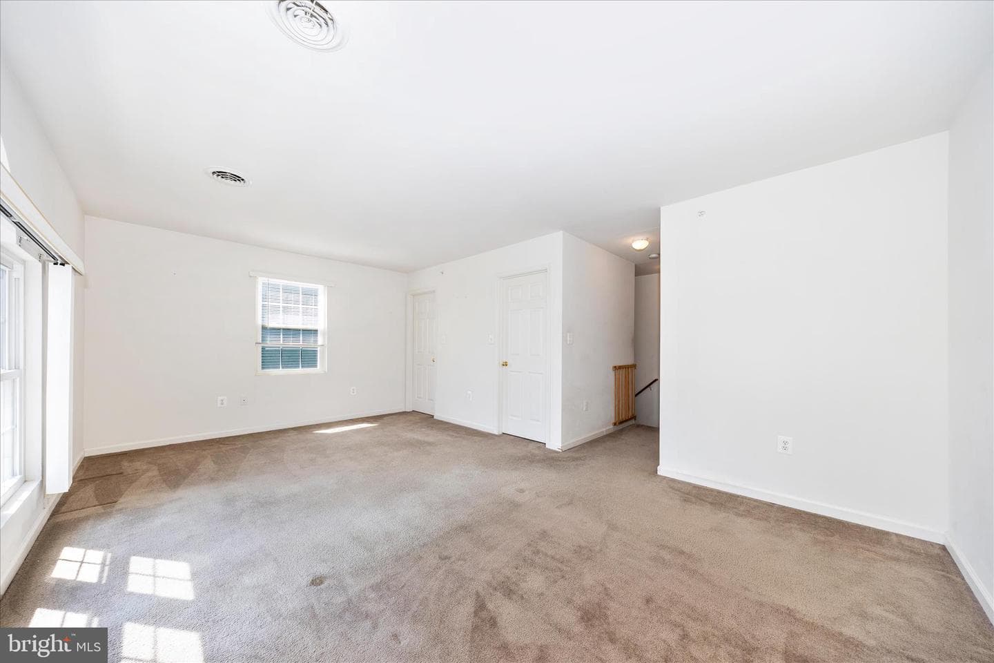 126 N Altamont Avenue photo 23