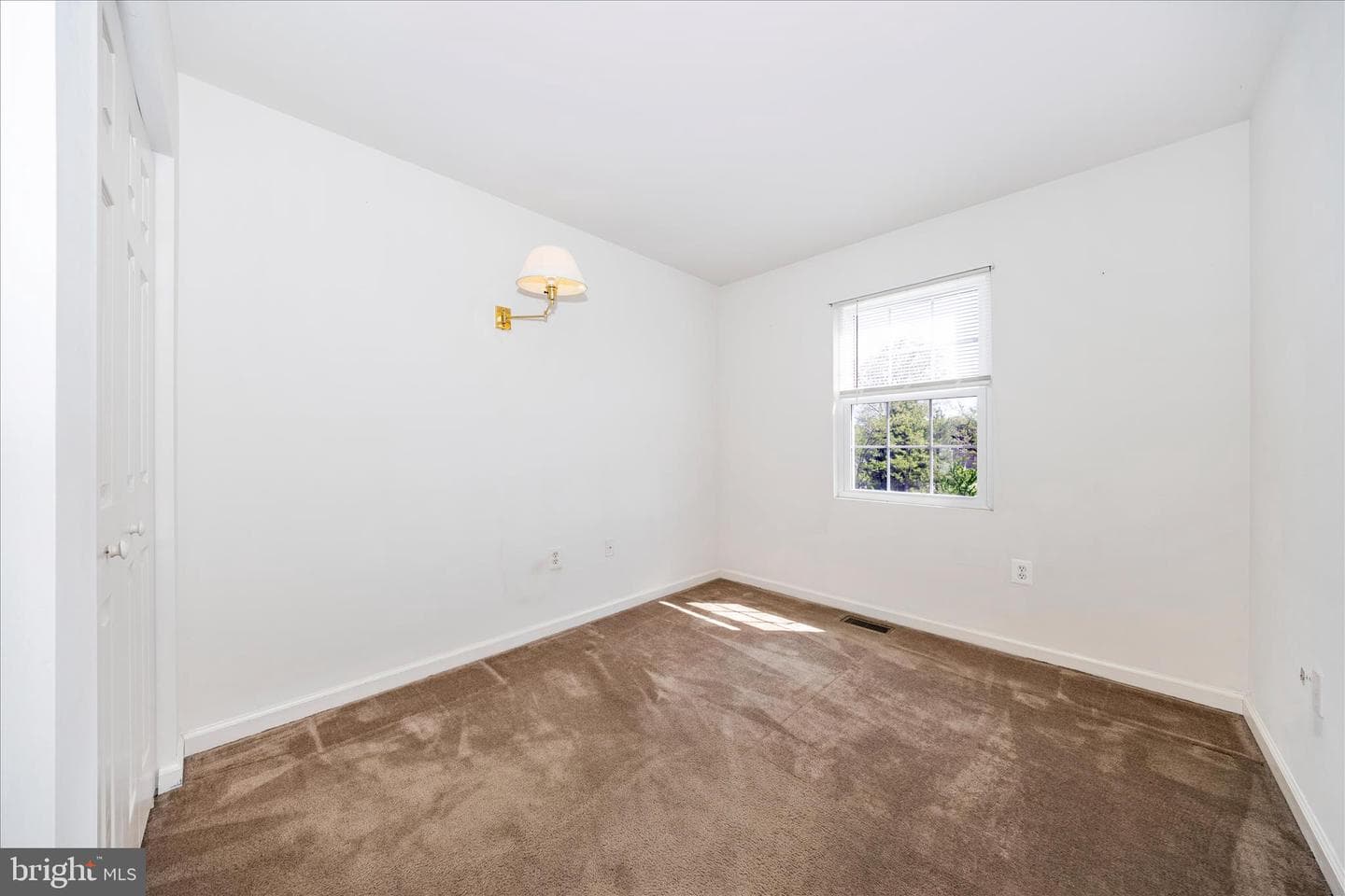 126 N Altamont Avenue photo 30