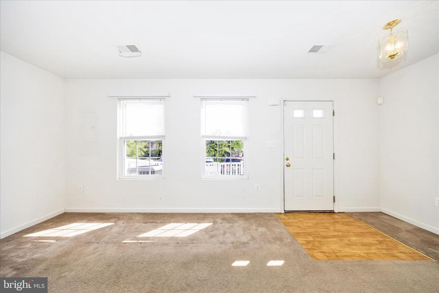 126 N Altamont Avenue photo 5