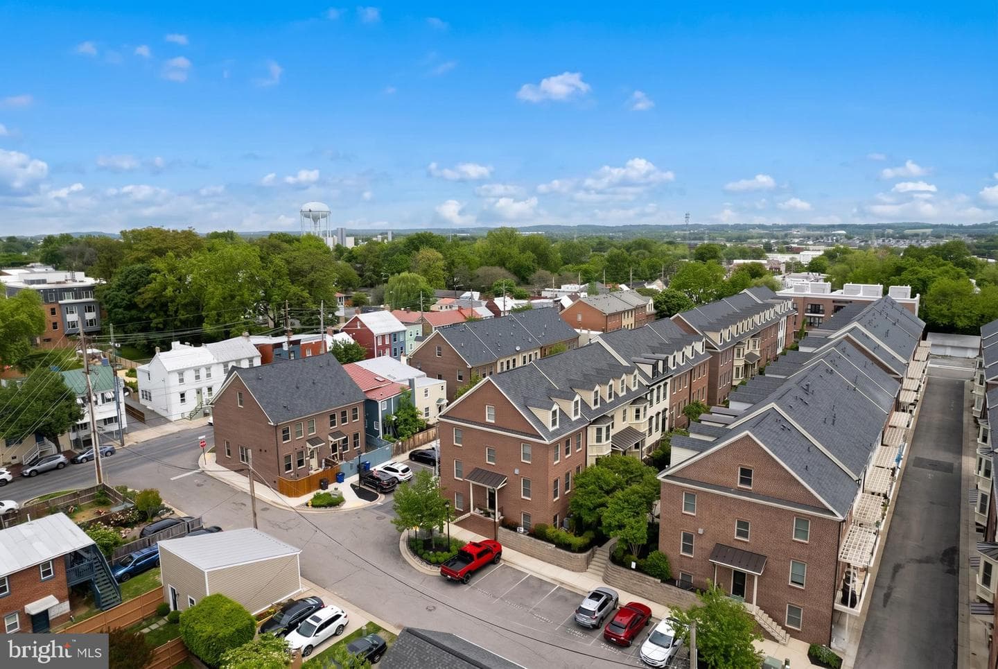 24 Maxwell Square photo 52