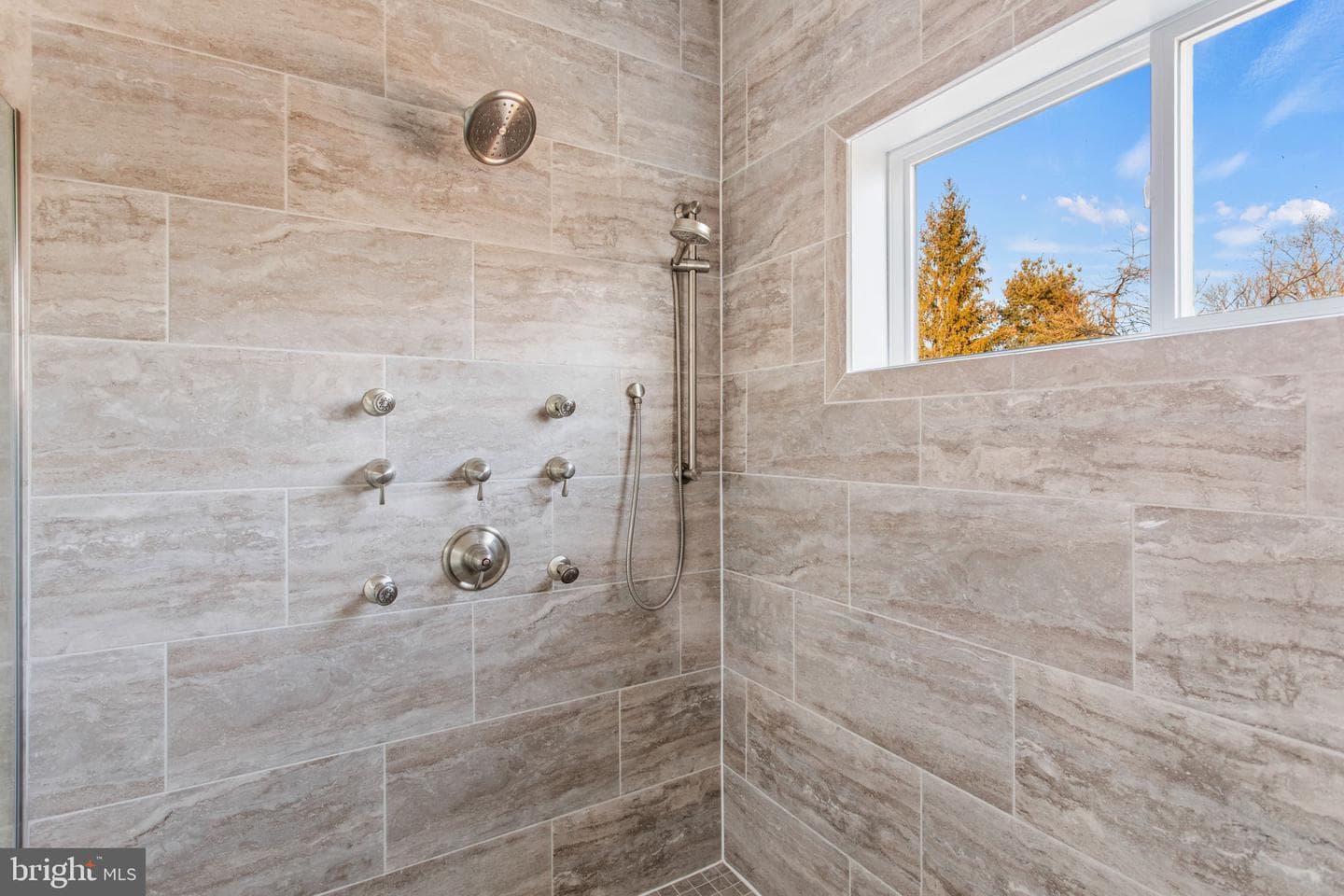 7172 Meadowbrooke Drive photo 43