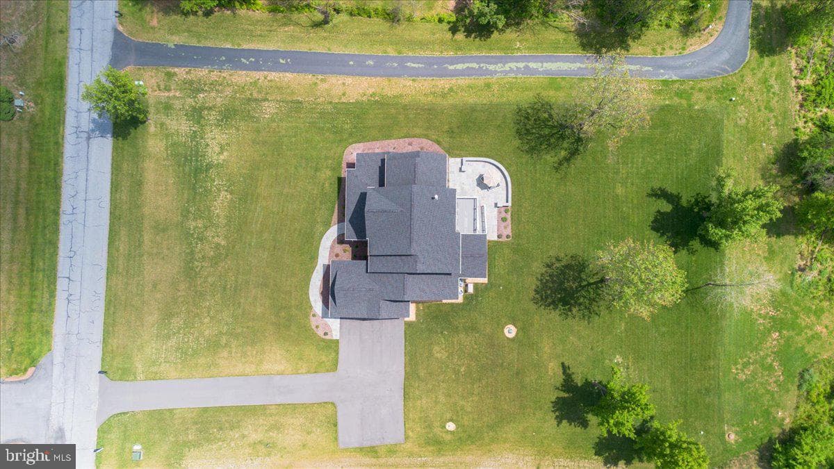 7172 Meadowbrooke Drive photo 93
