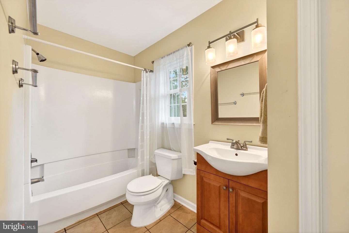 10743 Lake Edge Court photo 18