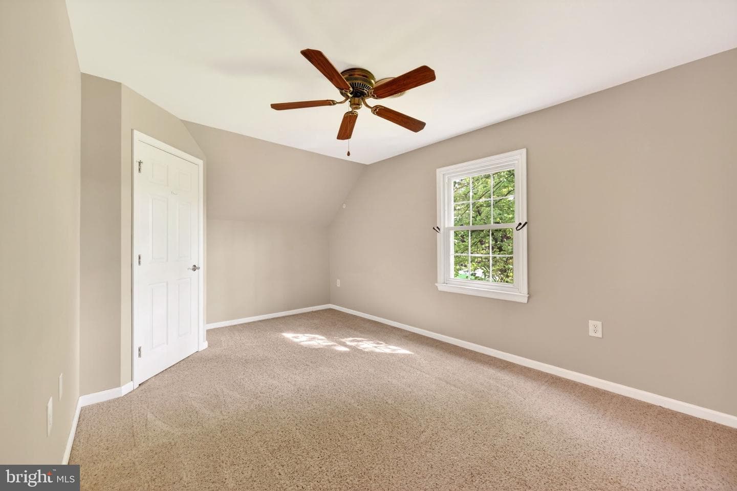 10743 Lake Edge Court photo 21