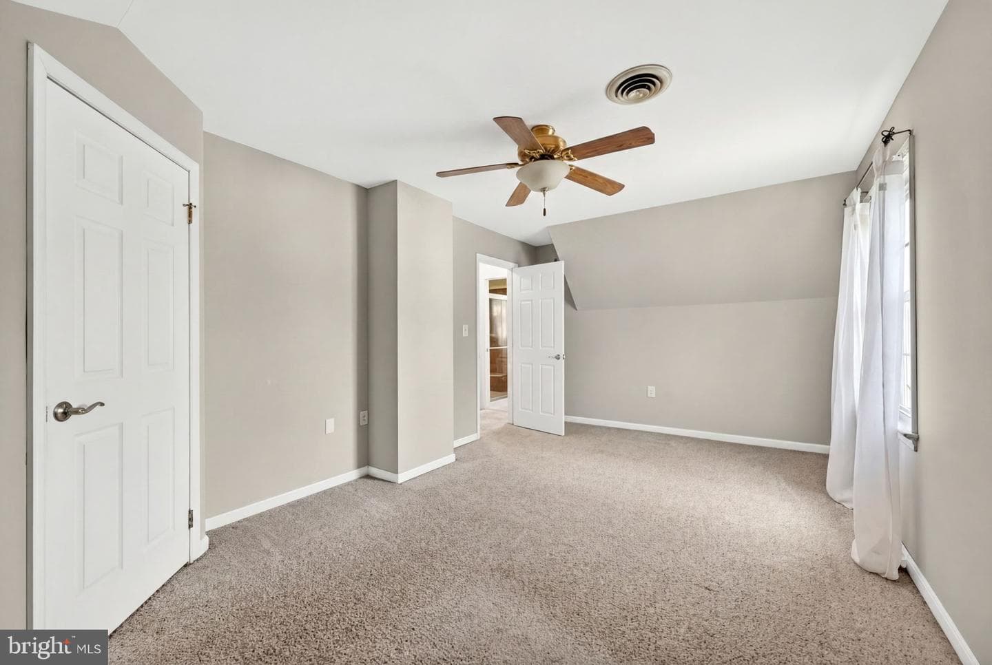 10743 Lake Edge Court photo 22