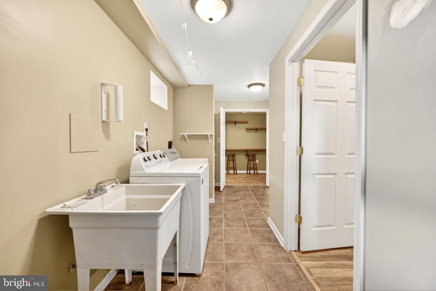 10743 Lake Edge Court photo 39