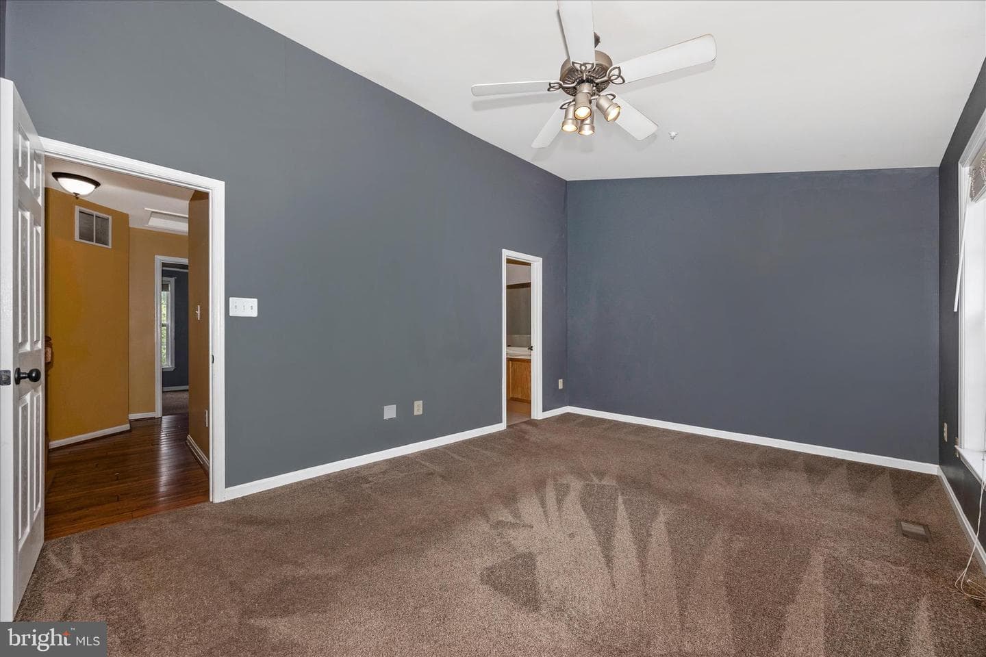 211 Moser Circle photo 24