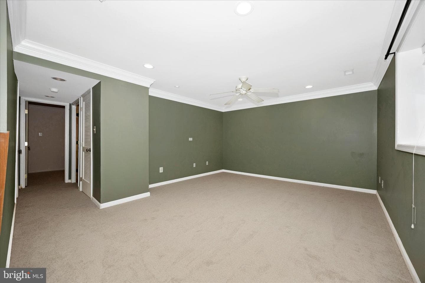 211 Moser Circle photo 37