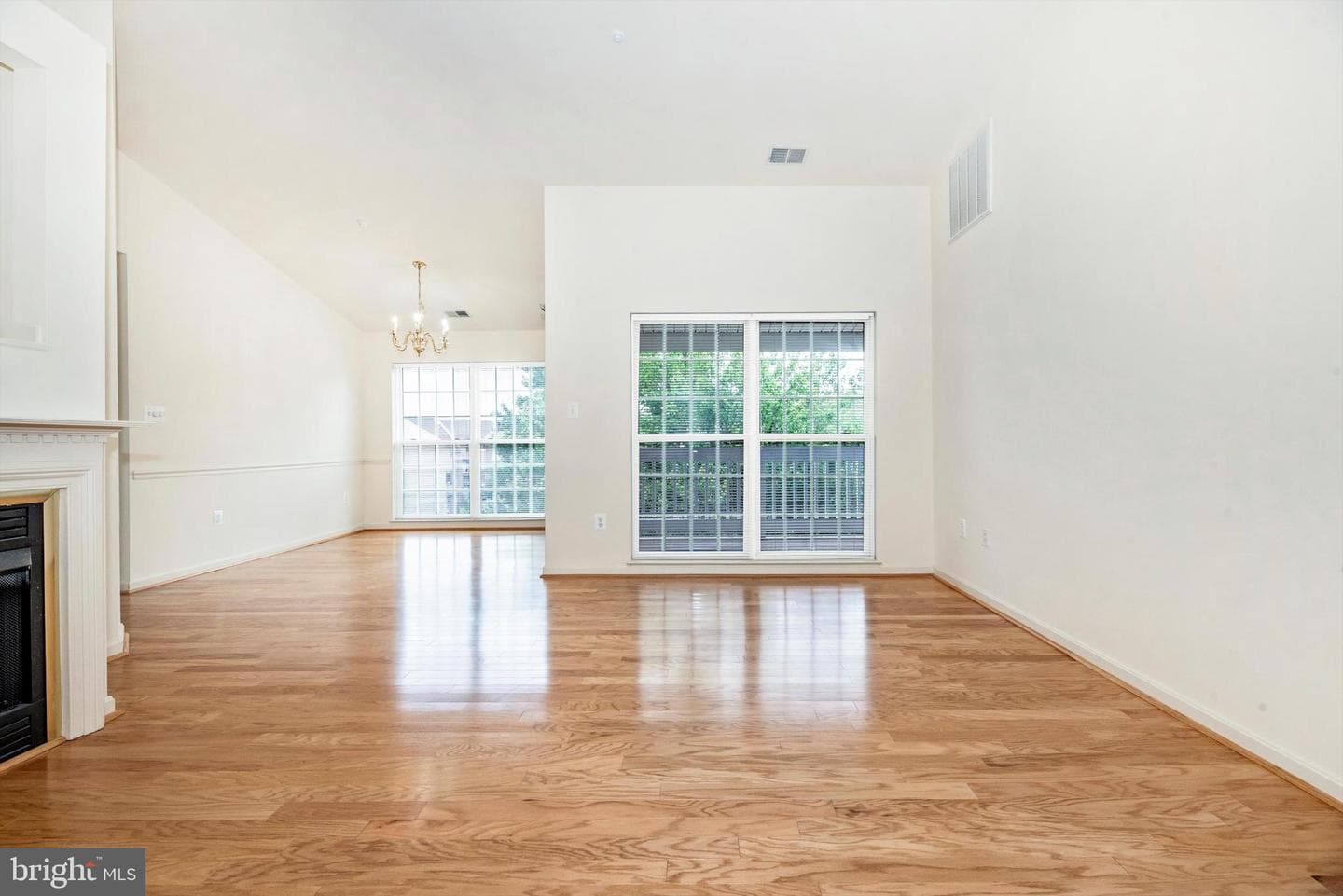 2506 Coach House Way #3b photo 3