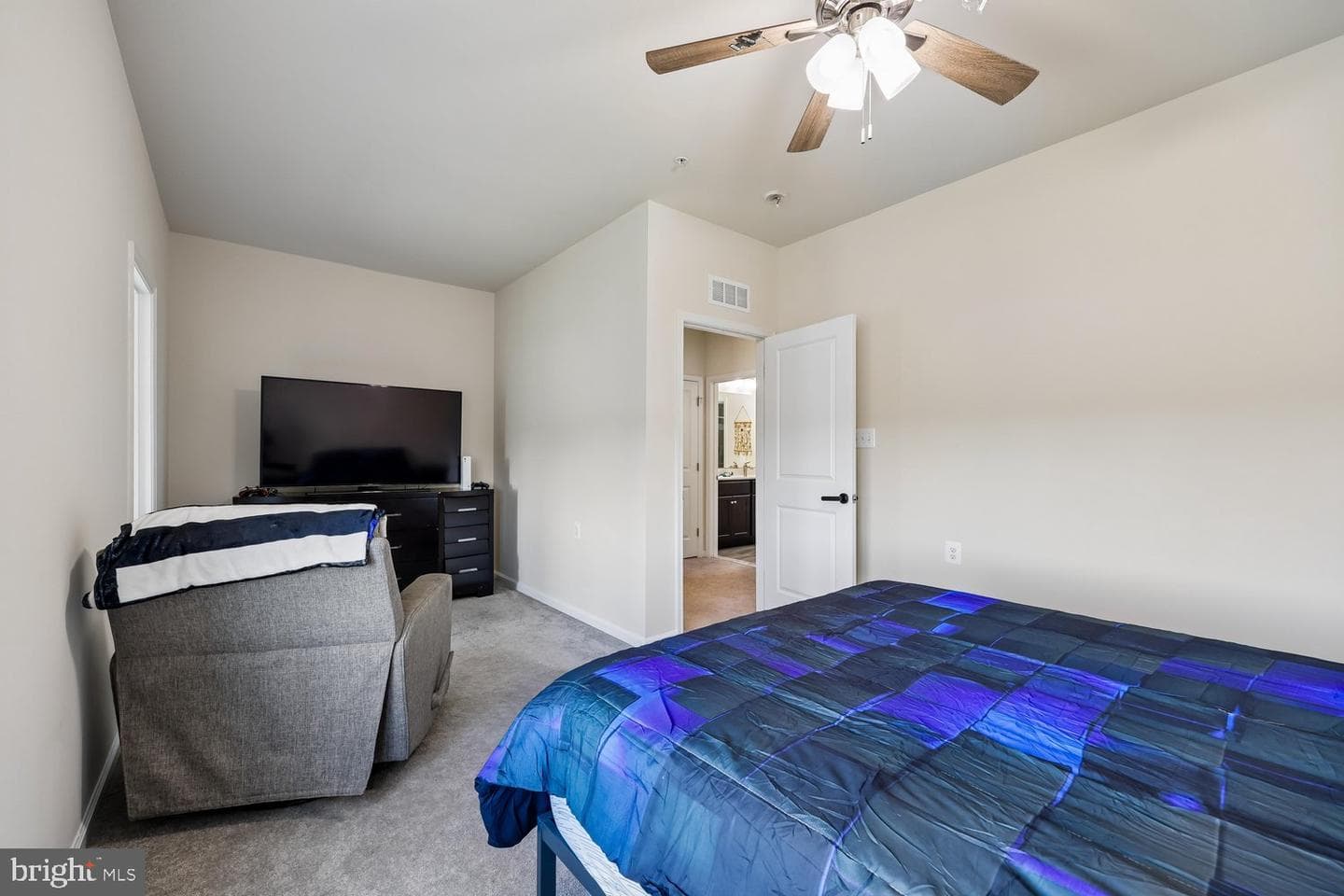 10390 Springside Terrace photo 29