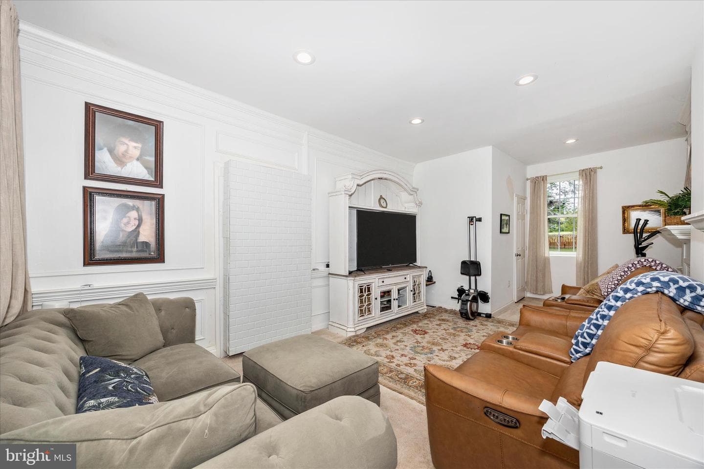 3823 Roundtree Road photo 6