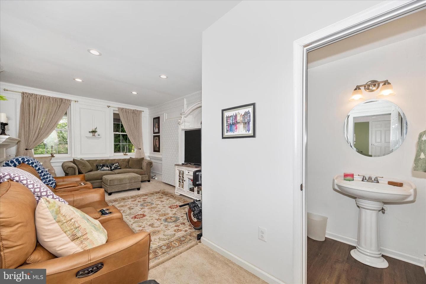 3823 Roundtree Road photo 7