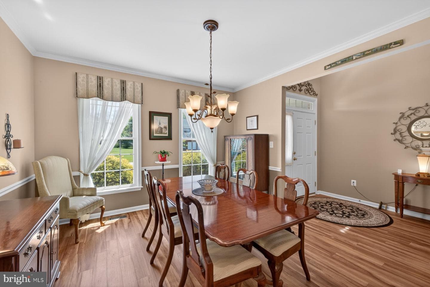 2622 Inwood Drive photo 6