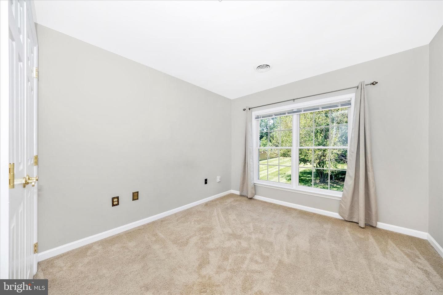 6104 Edmont Drive photo 24