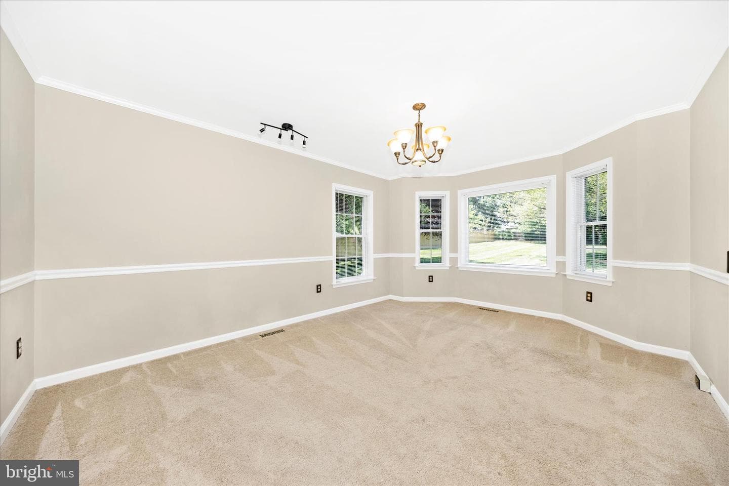 6104 Edmont Drive photo 6