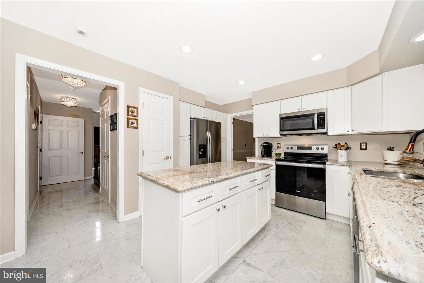 6104 Edmont Drive photo 9
