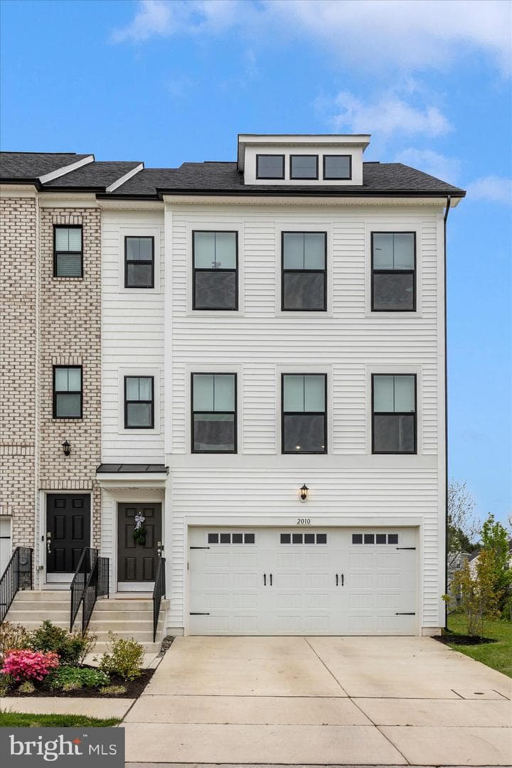2010 Alice Court photo 51