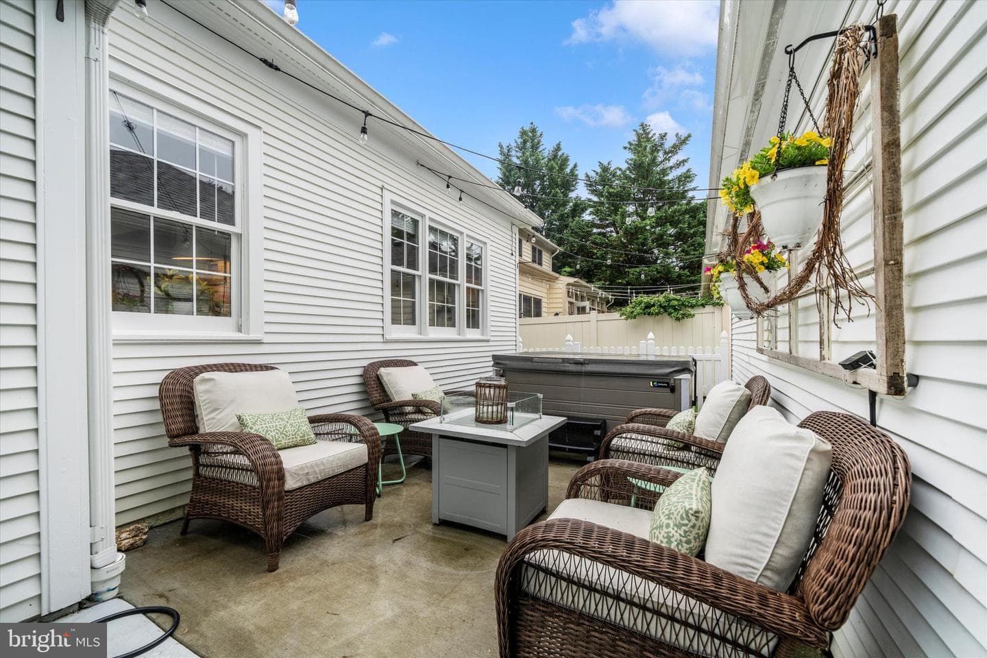 2447 Merchant Street photo 41
