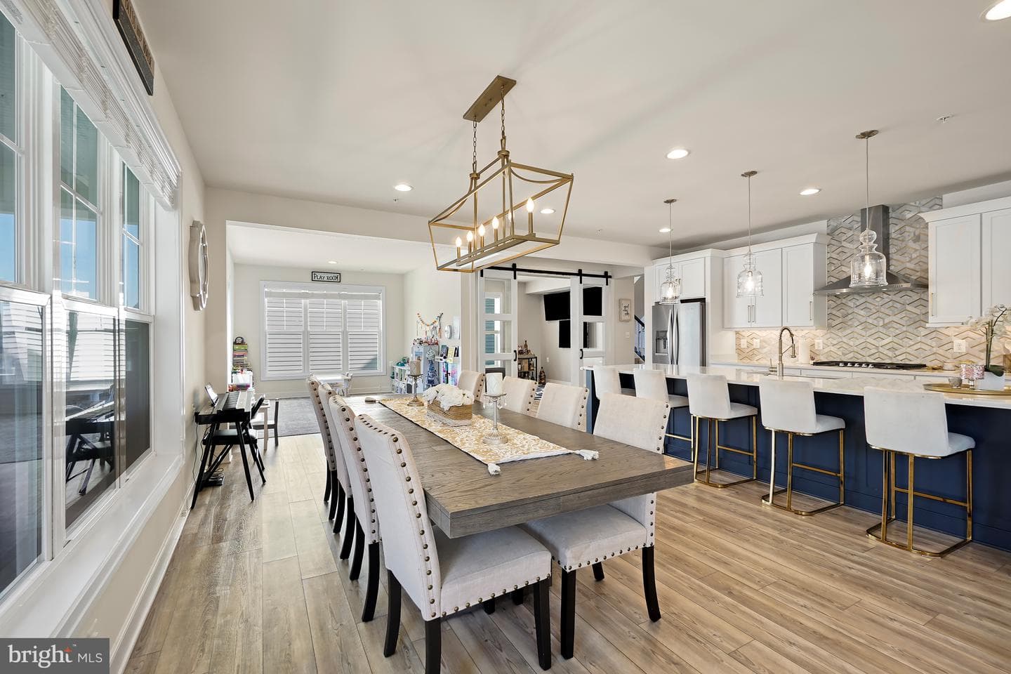 11063 Emerald Crown Drive photo 9