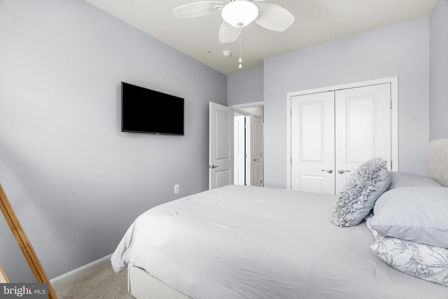 605 Blandwood Road photo 28