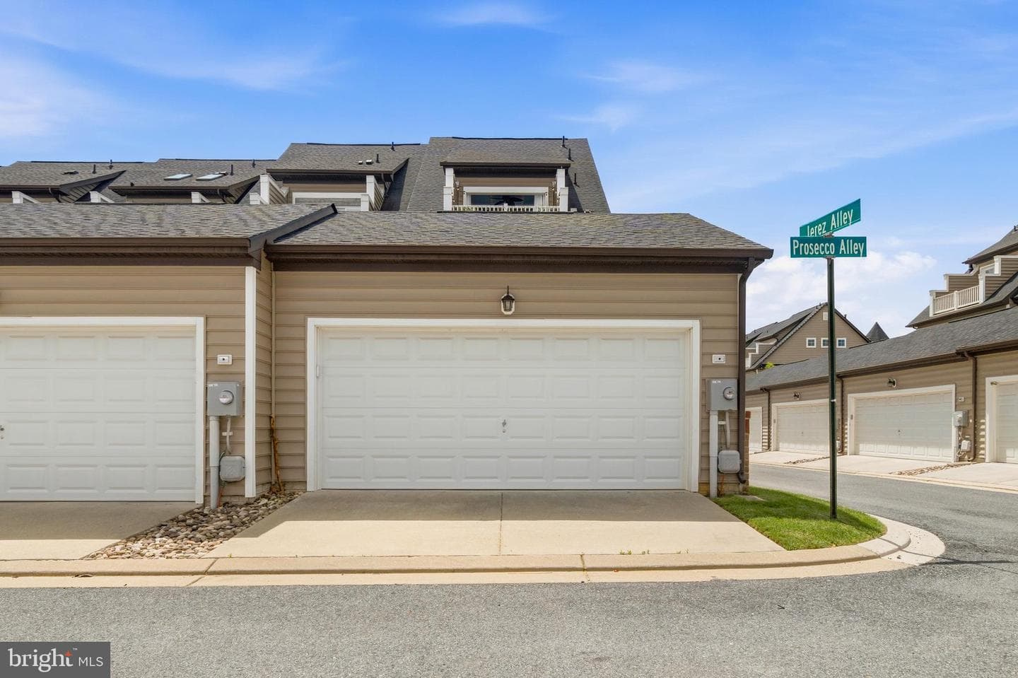 605 Blandwood Road photo 47