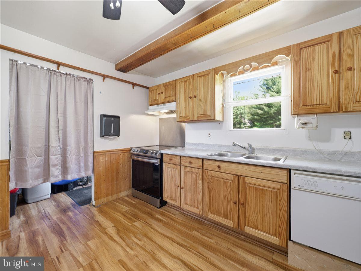 2915 Fry Road photo 7