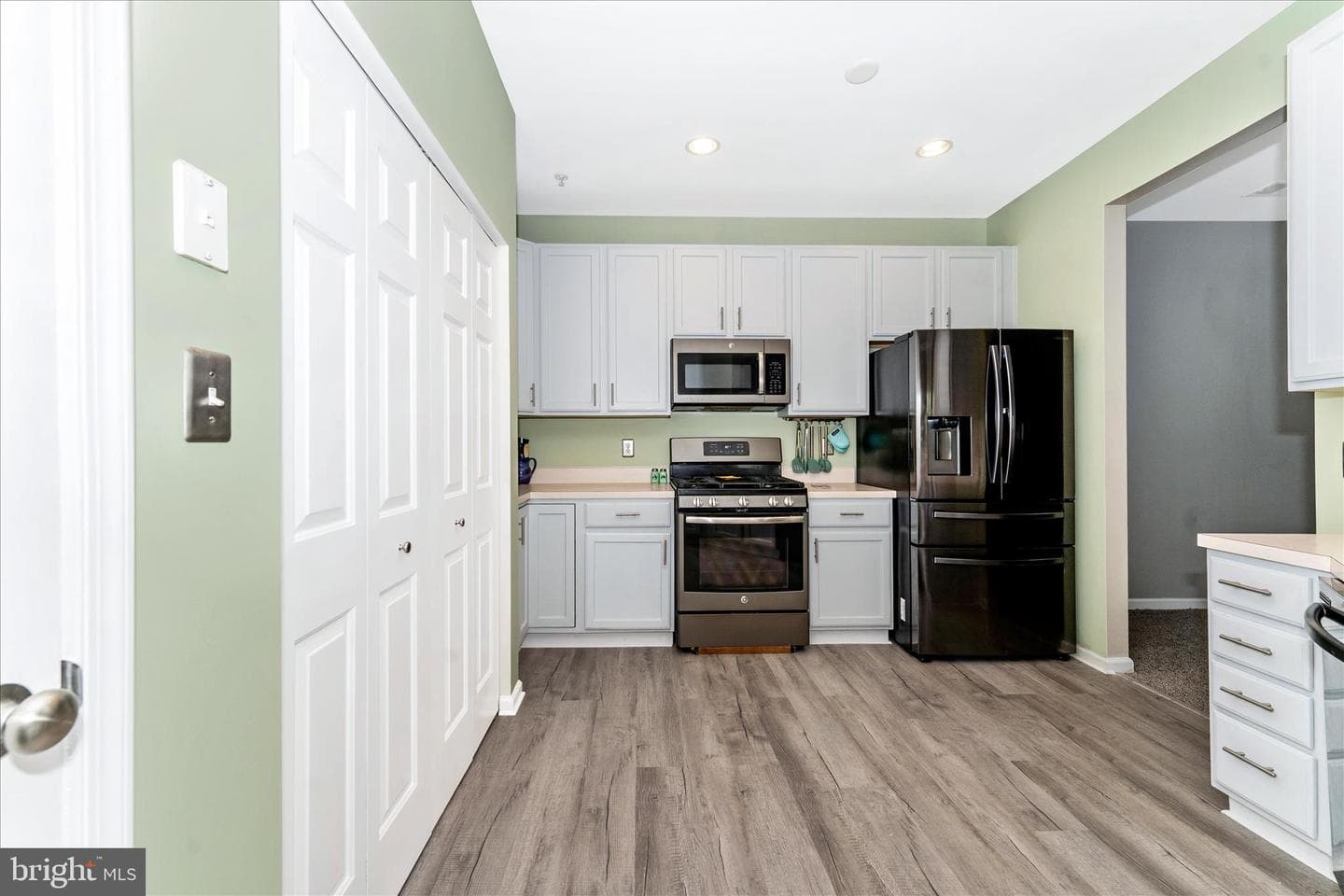6240 Glen Valley Terrace #5a photo 11