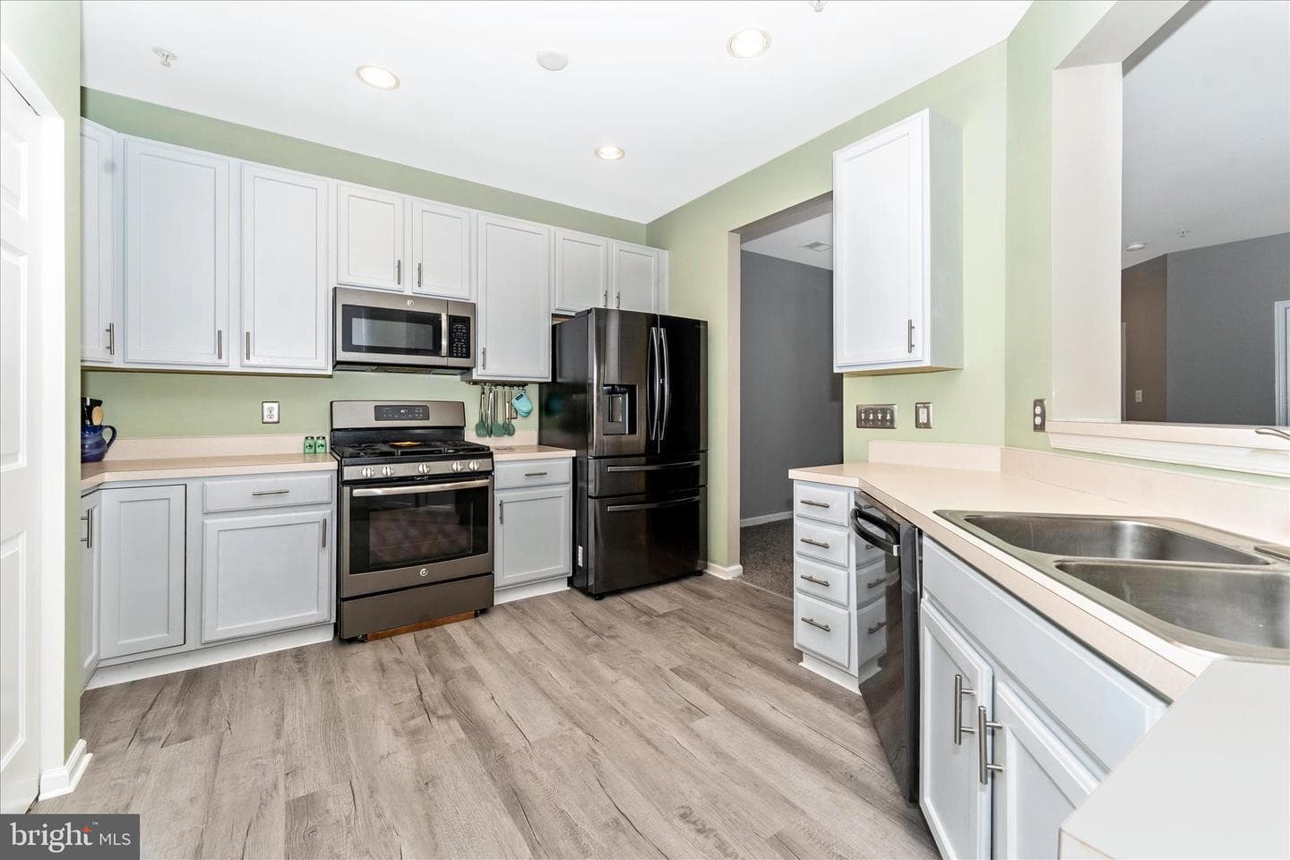 6240 Glen Valley Terrace #5a photo 12