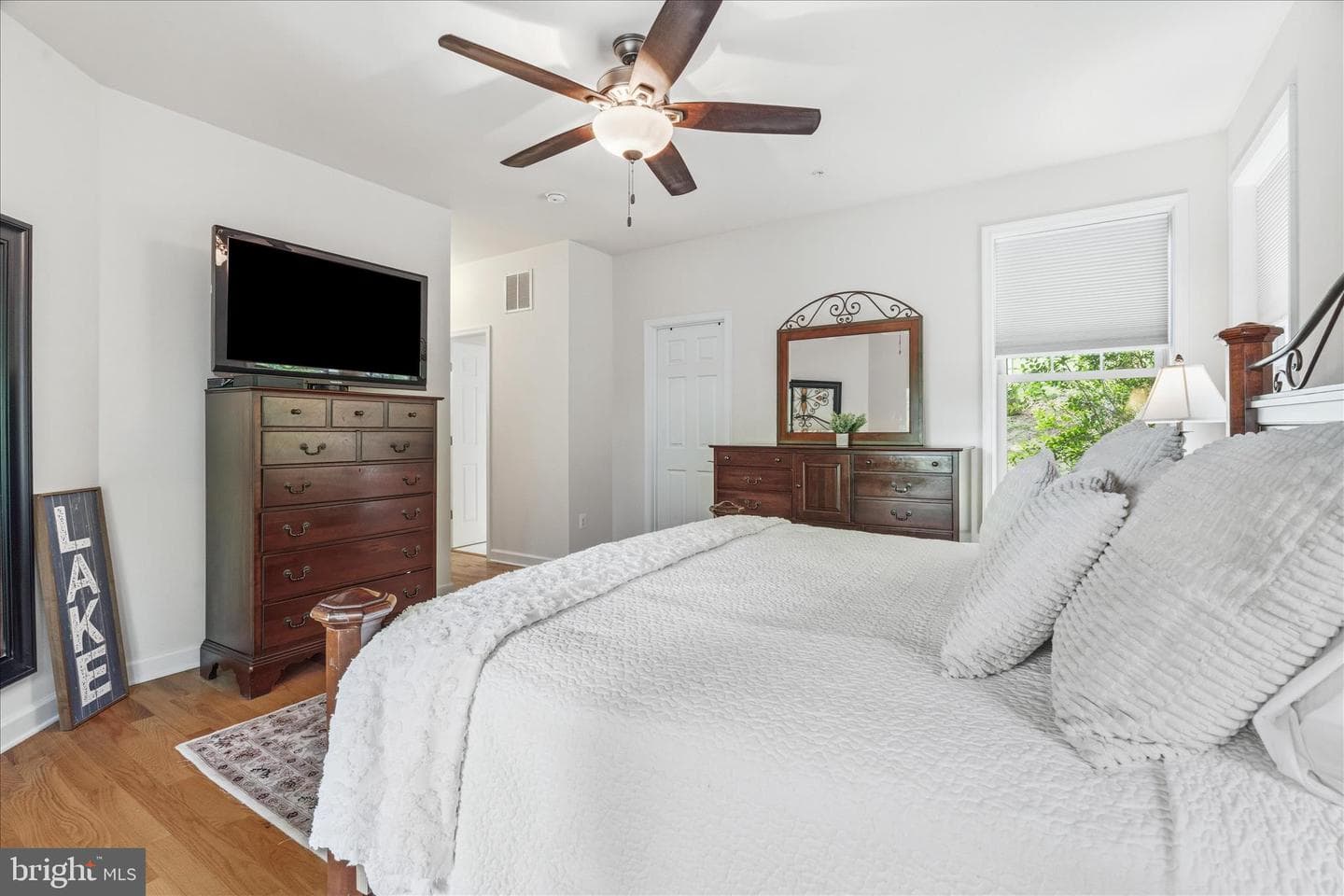 10310 Iliamna Court photo 29