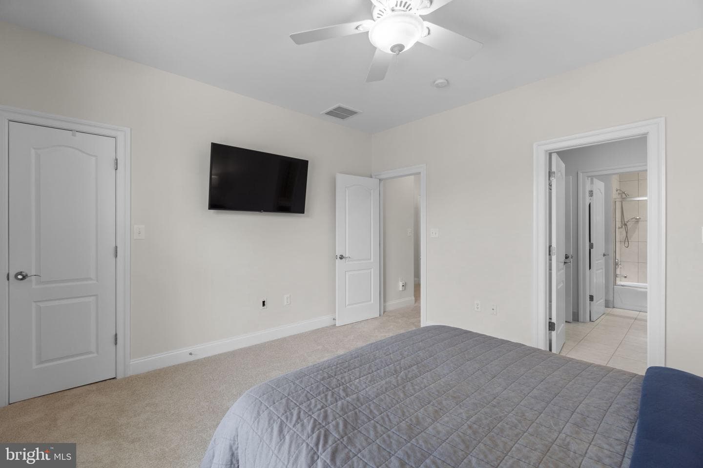4229 Lafayette Street photo 47