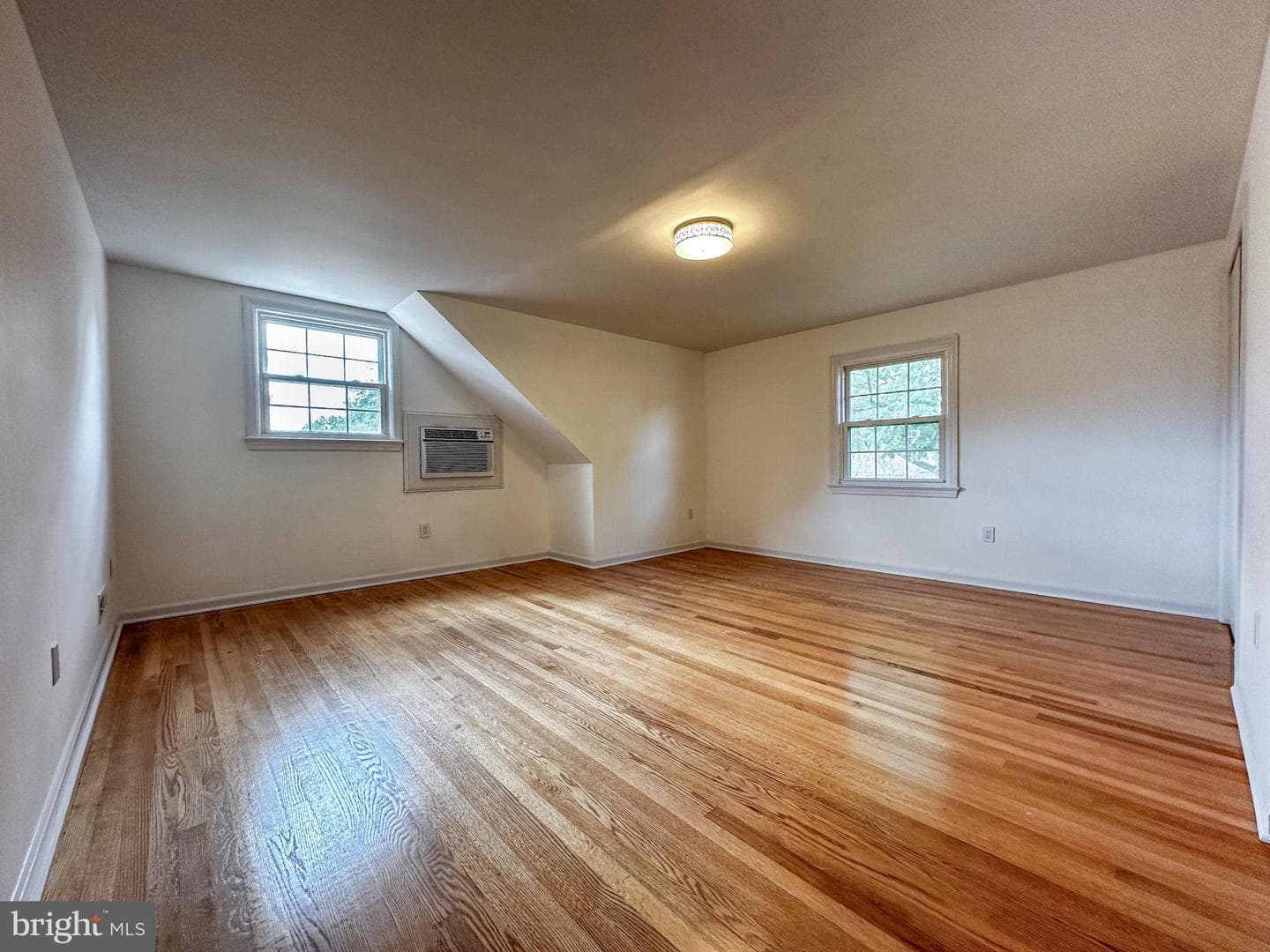 6783 Sunnybrook Drive photo 20