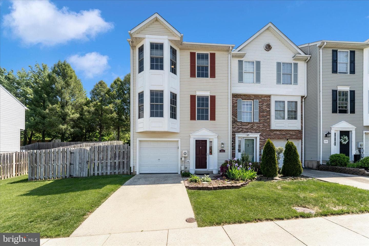 231 Mountain Terrace photo 1