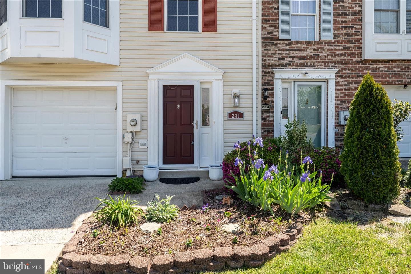 231 Mountain Terrace photo 2