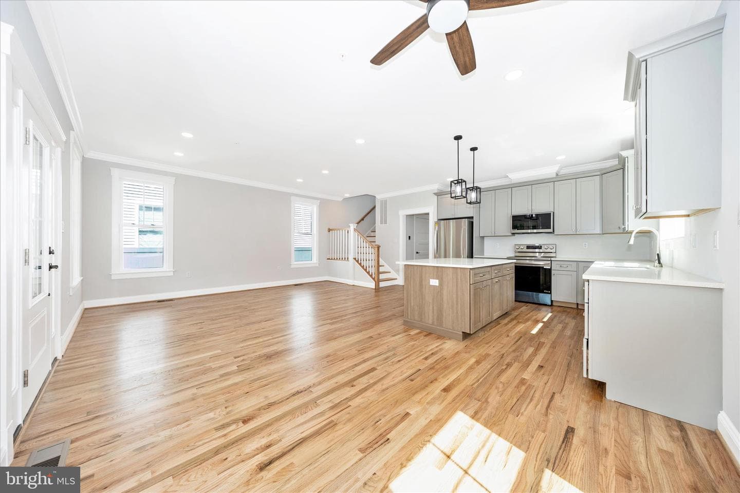 109 W 13th Street photo 10