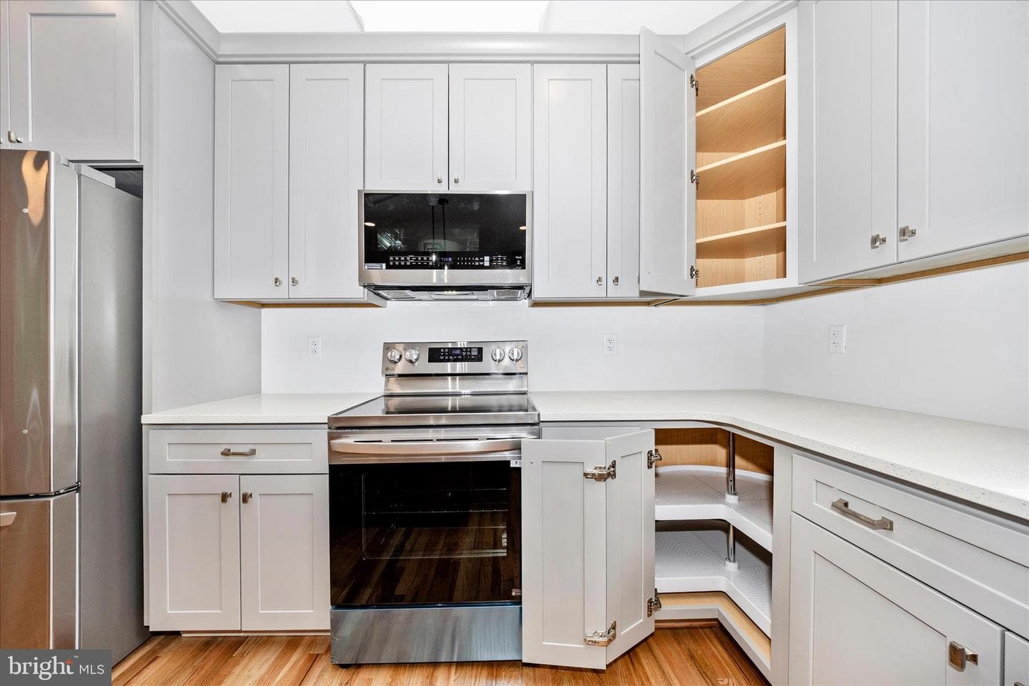 109 W 13th Street photo 19