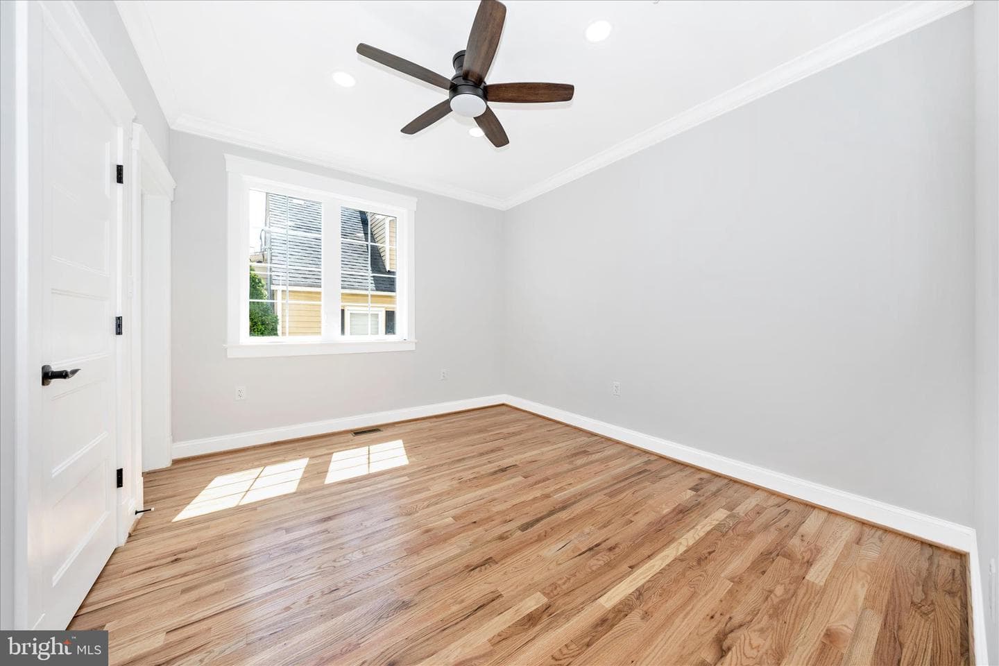 109 W 13th Street photo 21