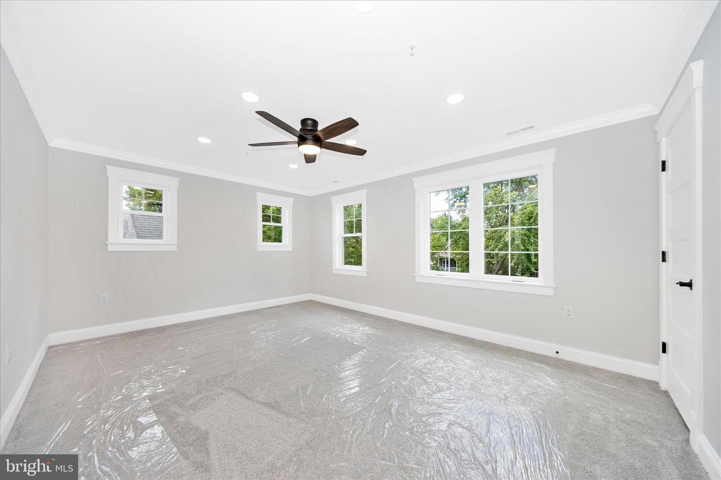 109 W 13th Street photo 31