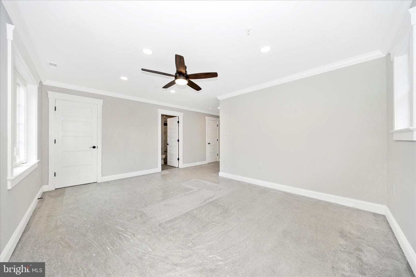109 W 13th Street photo 32