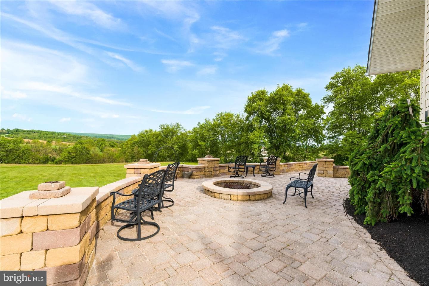 10691 Easterday Road photo 48