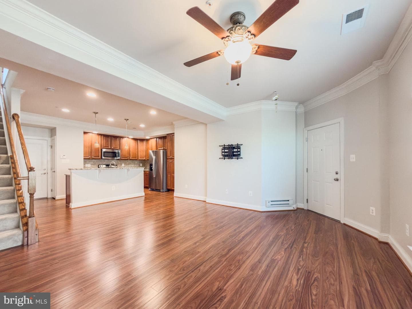 9555 Hyde Place photo 15