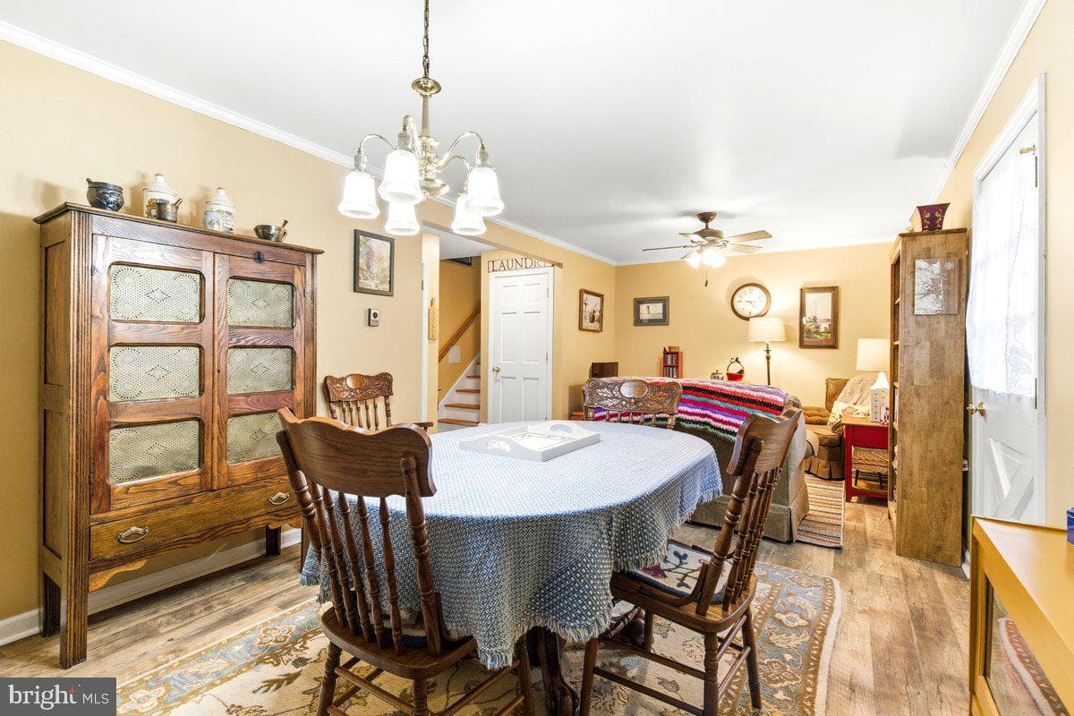 2 Lombardy Drive photo 29