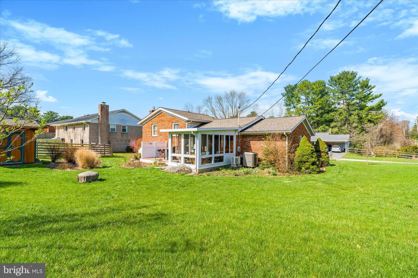 2 Lombardy Drive photo 37