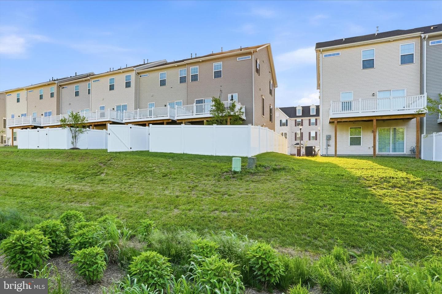 312 Pemberton Park Lane photo 43