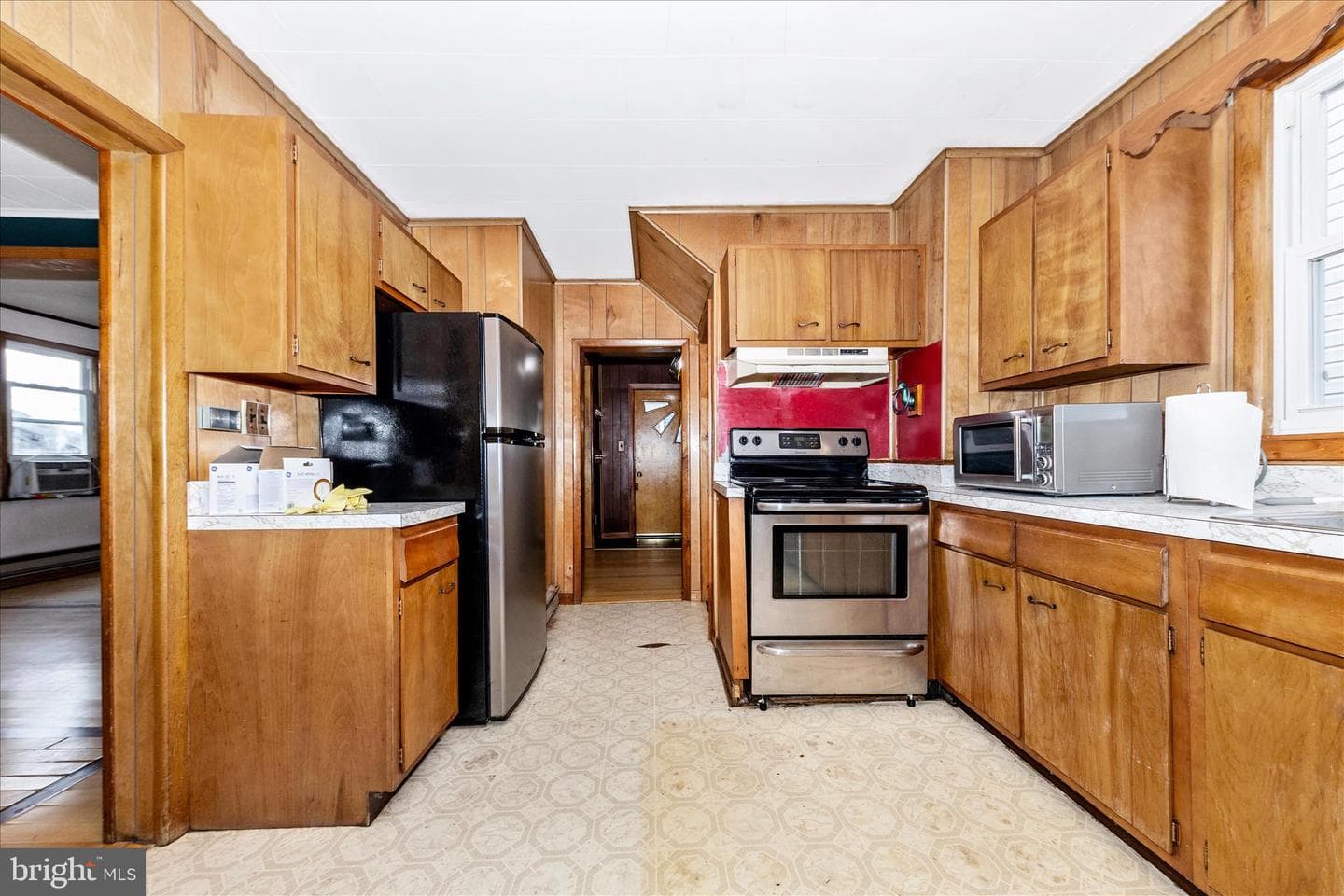 216 N Delaware Avenue N photo 13