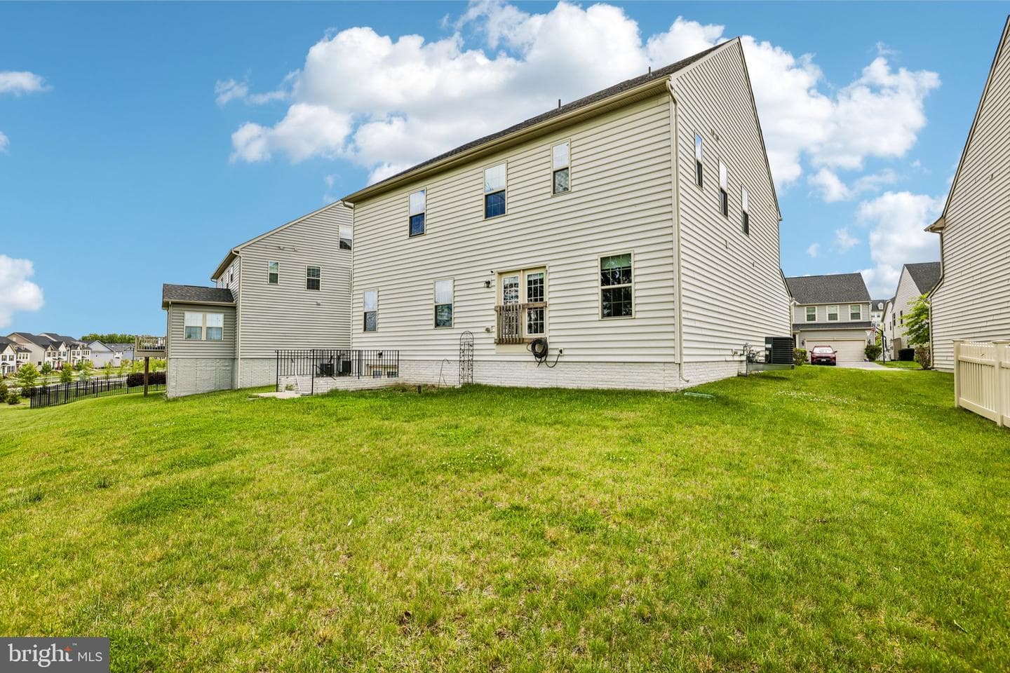 10064 Hutzell Street photo 54